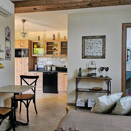 Charmant Studio Pres De La Plage Avec Jacuzzi Et Terrasse Privative Villeneuve-Loubet Luaran gambar
